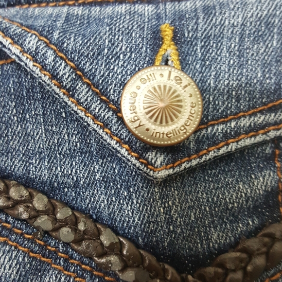 I.e.i. Ashley low rise cut off distressed..SZ 5R - Picture 6 of 7